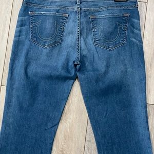 Women’s True Religion Jeans!!